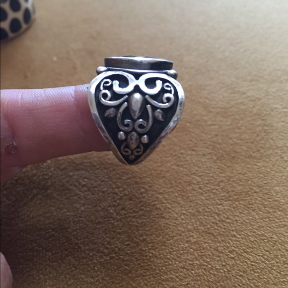 Sterling Silver and Citrine Ring - Picture 7 of 7